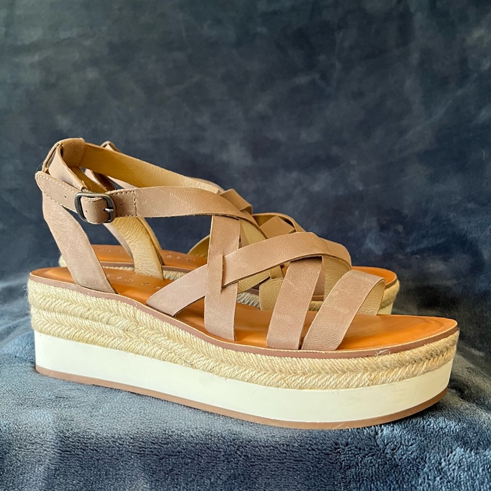 NEW Copper Key Leather Taupe/Tan Espadrille Wedge Platform Sandal size 8
